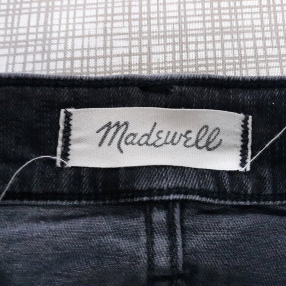 Madewell Women's Jeans Size 26 Black 9" High Riser Skinny Distressed Raw Hem - Picture 15 of 16